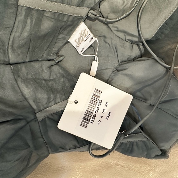 Selfie Leslie CHIFFON MINI PARTY DRESS in XS SAGE - Picture 7 of 7